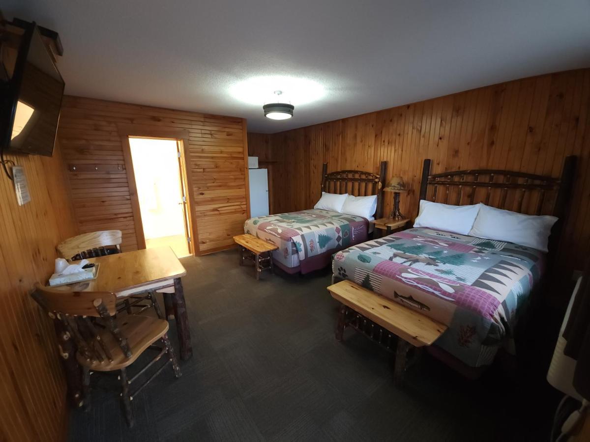 Outdoorsman Motel 沃瓦 外观 照片